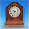 Vintage WISCONSIN CLOCK COMPANY Solid Cherry Wood Traditional Arch Desk Mantel Quartz Clock