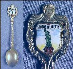 Vintage STATUE OF LIBERTY Enamel Collectible Souvenir Spoon Made in Holland